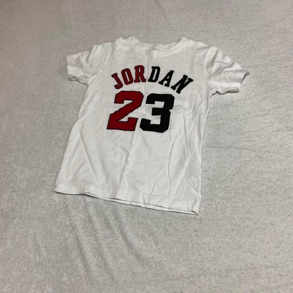 White Jordan 23 t-shirt small 7 year unisex. SKU454#sportswear